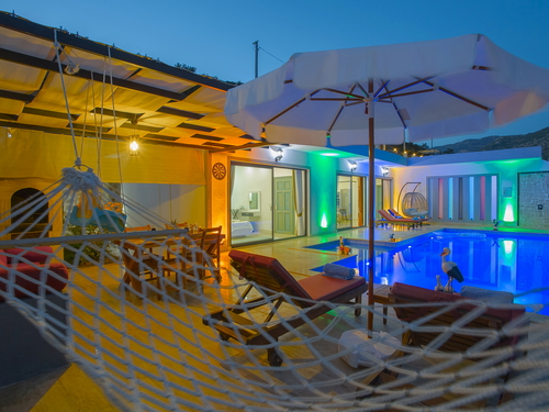  gece  -  Kasım
  | Kalkan İslamlar'da Jakuzili ve Isıtmalı Havuzlu Romantik Villa Tatili